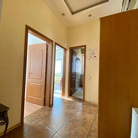 Daire Central Apartments Odessa