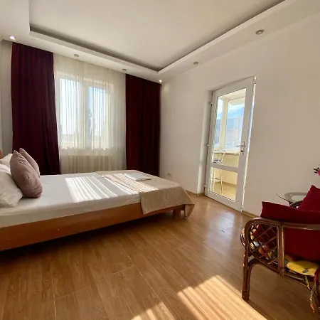 Central Apartments *