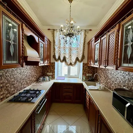 Central Apartments * Odessa